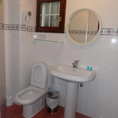 Itsasmin Ostatua 2* Elanchove