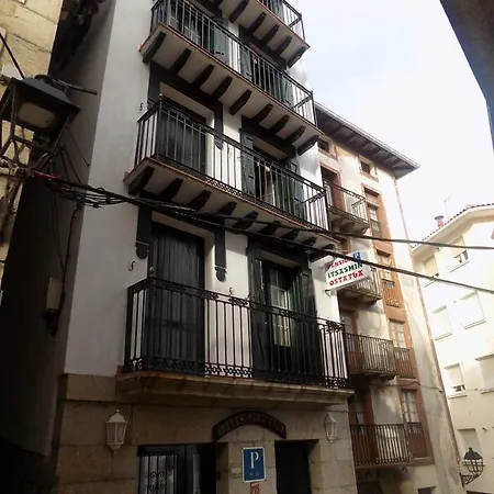 Itsasmin Ostatua ゲストハウス